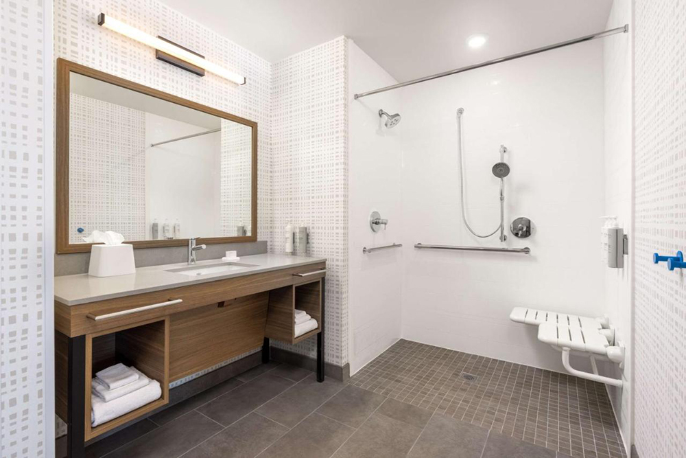 Hampton by Hilton