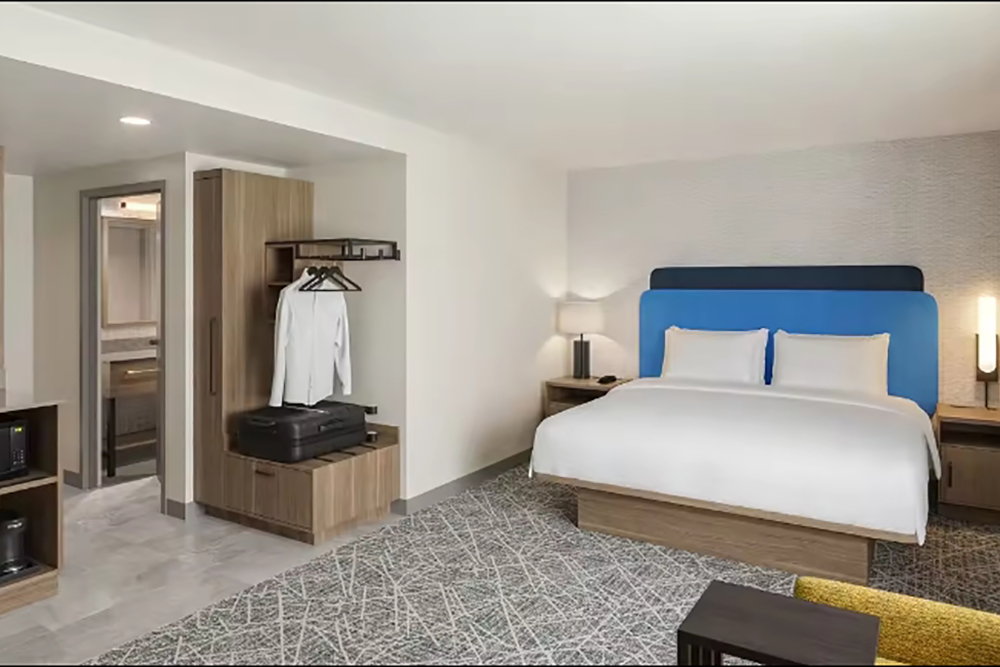 Hampton by Hilton (11)