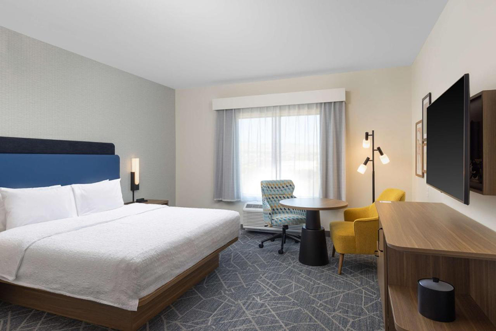 Hampton by Hilton